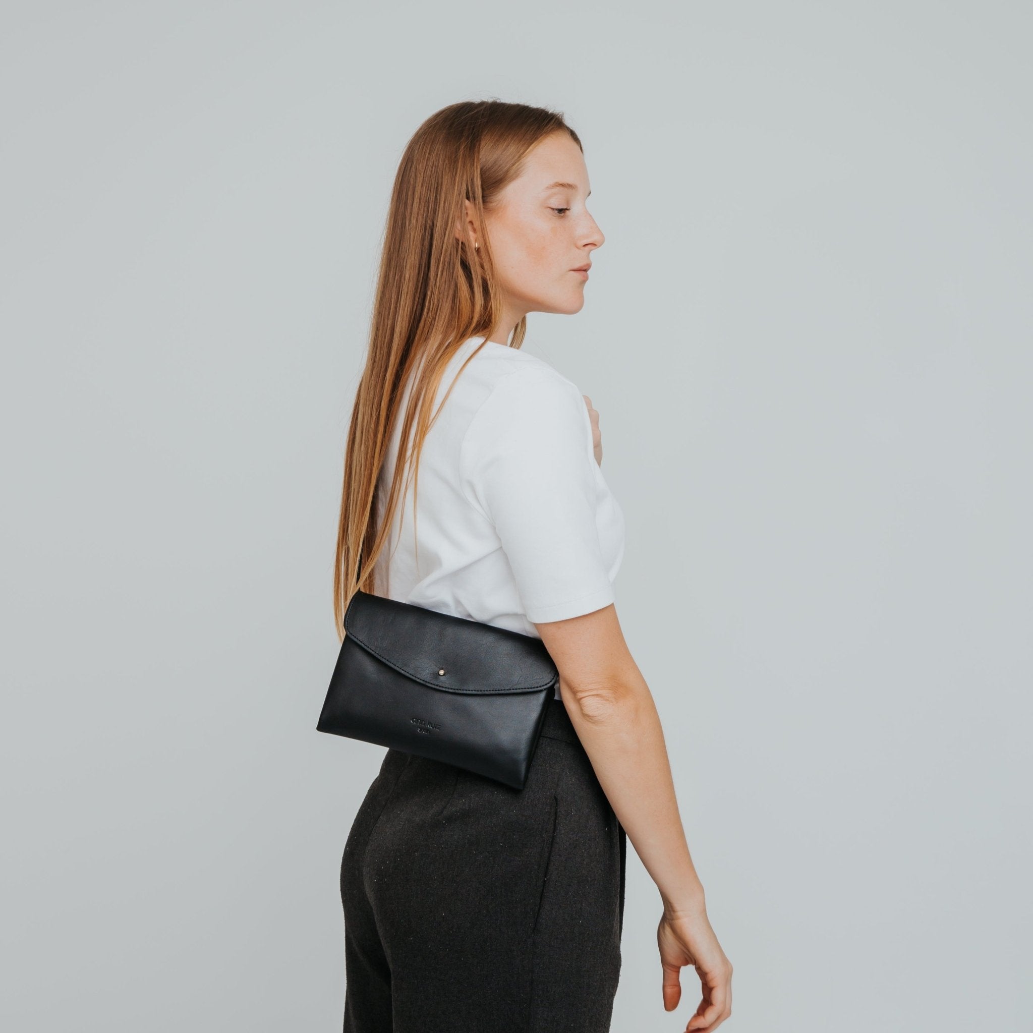 ann-kurz-cute-clutch-abendtasche-nappa-schwarz image 5