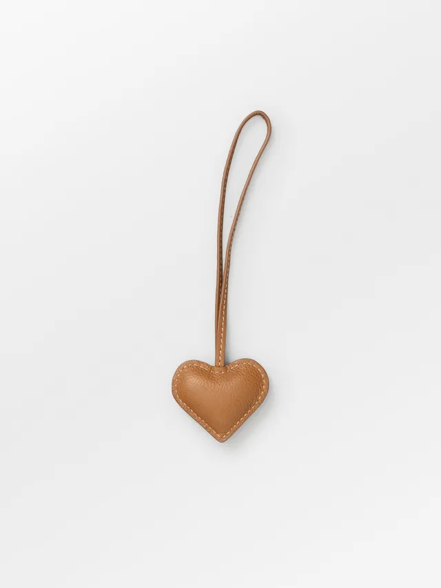 becks-ndergaard-heart-bag-charm-taschenanh-nger-brown-sugar-leder image 1