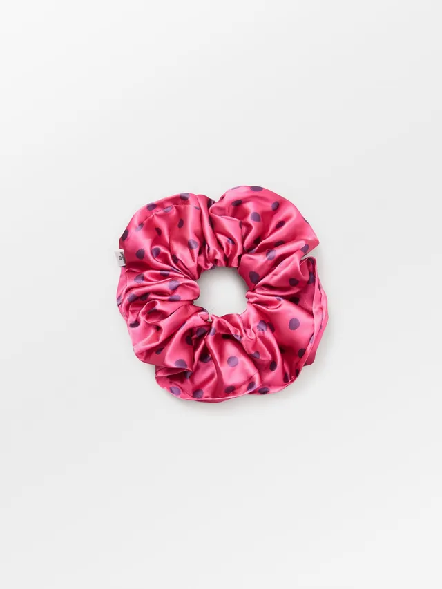 becks-ndergaard-dotia-luster-scrunchie-carmine-pink-haargummi image 1