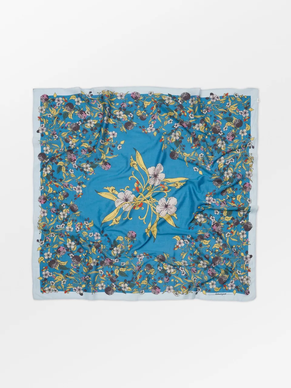 becks-ndergaard-bromflora-sico-tuch-110x110-floral-blau image 1
