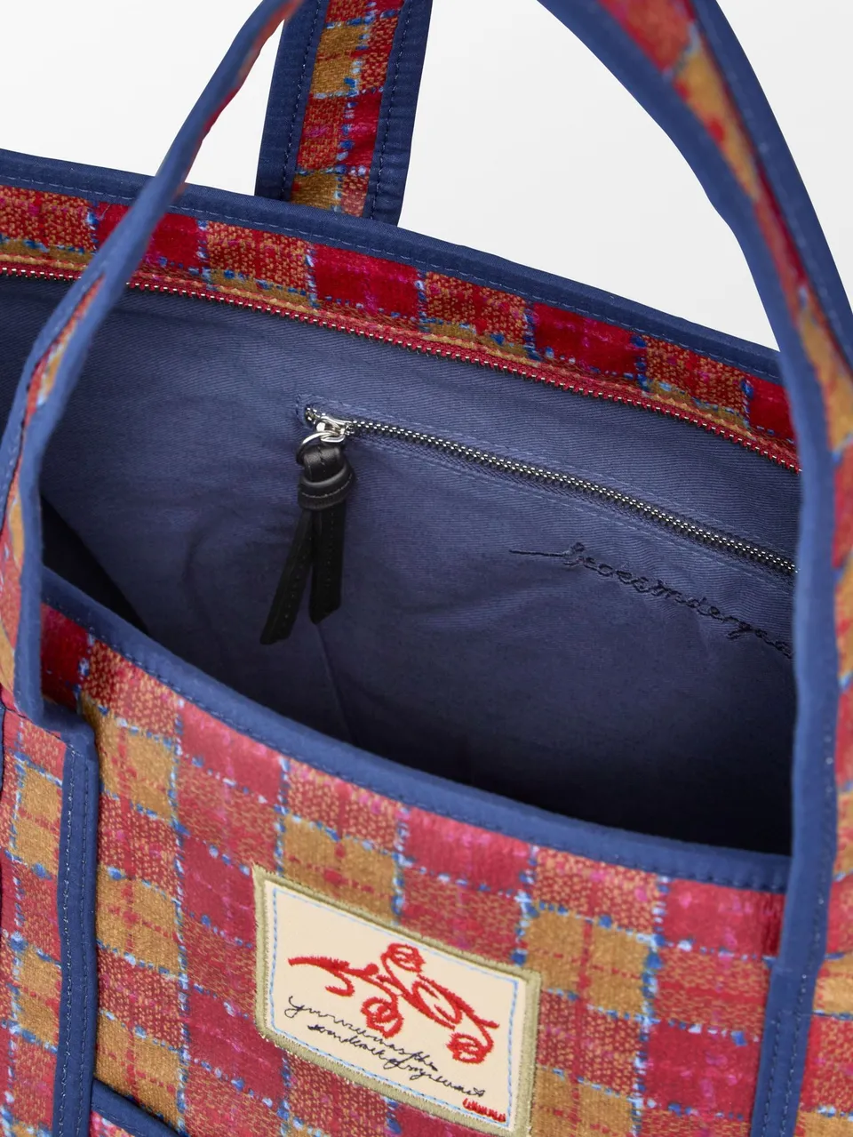 becks-ndergaard-checky-coated-aubrey-shopper-pompeian-red-karo image 1