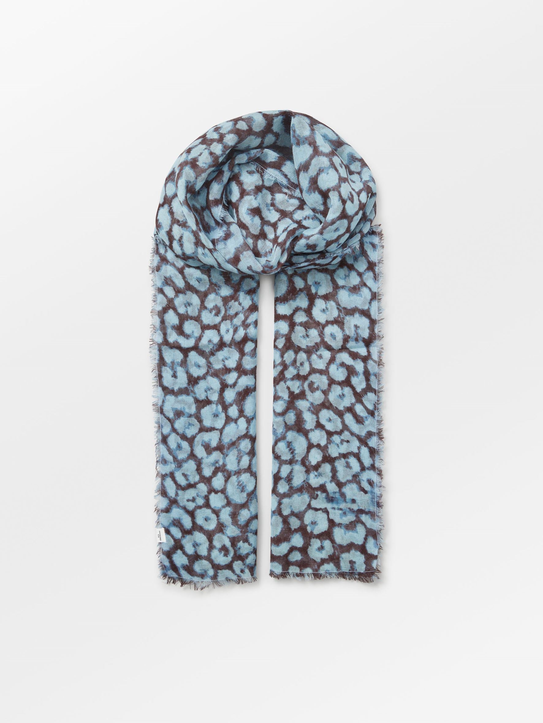 becks-ndergaard-leony-woo-schal-skyway-blue-wolle-leo image 2