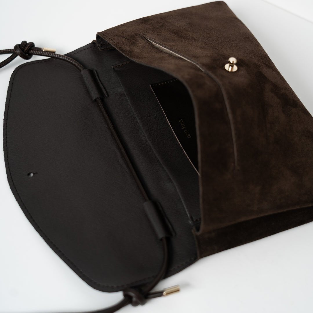 ann-kurz-cute-clutch-umh-ngetasche-wildleder-mocca image 4