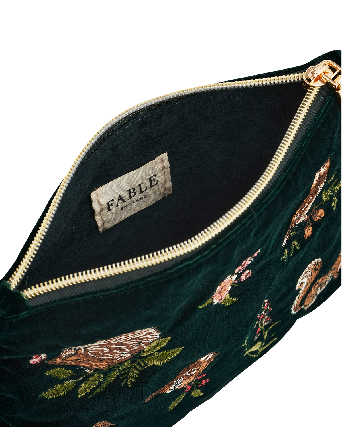 fable-england-meadow-scene-pouch-samt-waldgr-n-bestickt image 5