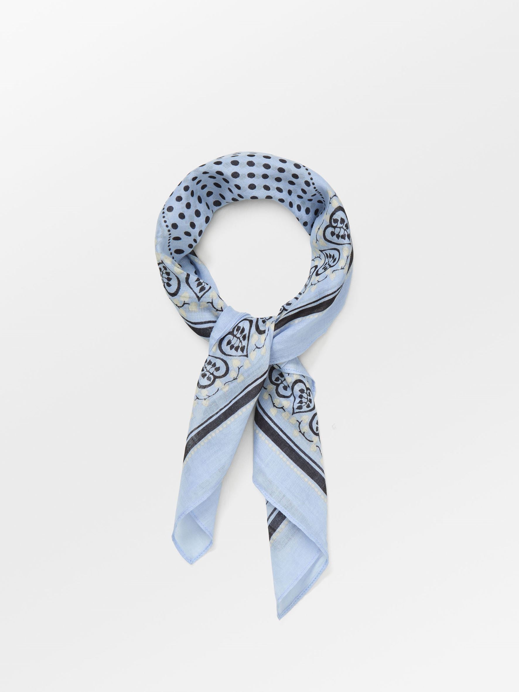 becks-ndergaard-hearty-cotta-tuch-kentucky-blue-55x55 image 2