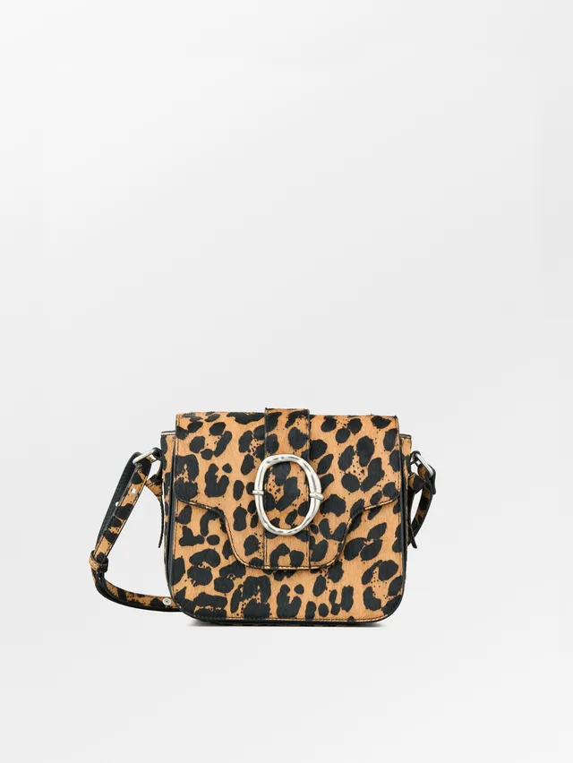 becks-ndergaard-leopa-iris-buckle-bag-leder-schwarz image 1