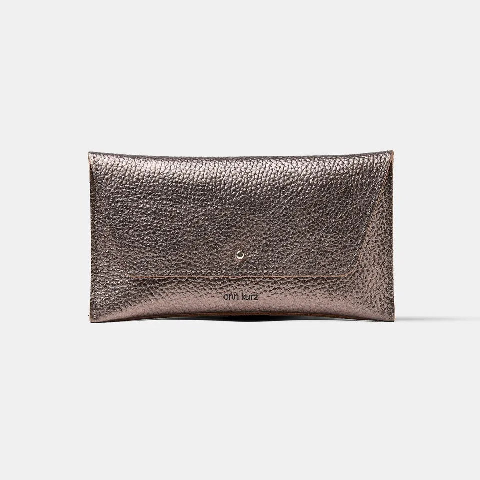 ann-kurz-mini-envelope-geldb-rse-metallic-grau-leder image 1