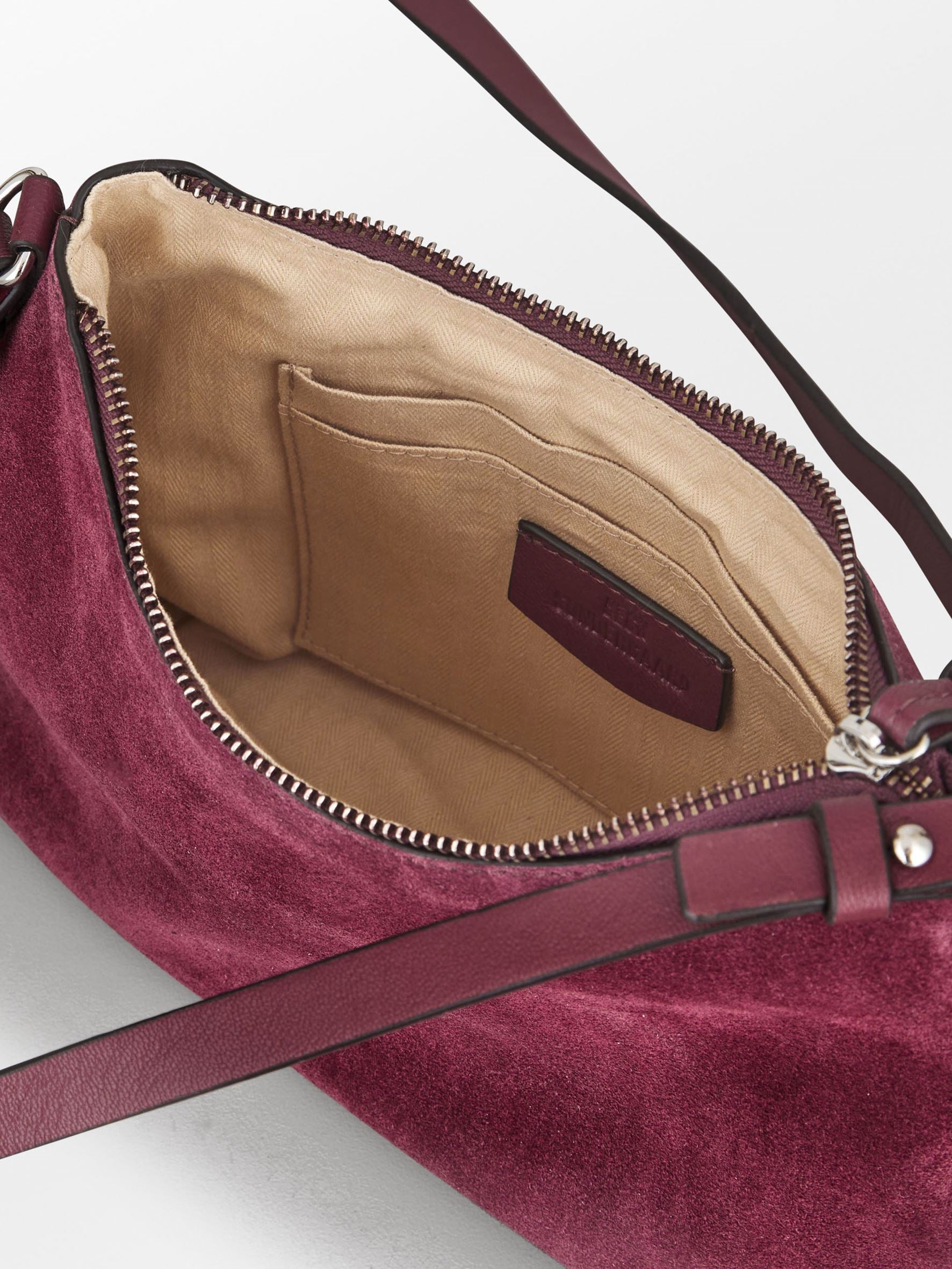 becks-ndergaard-suede-ellie-tasche-hawthorn-rose-24x14-cm image 2