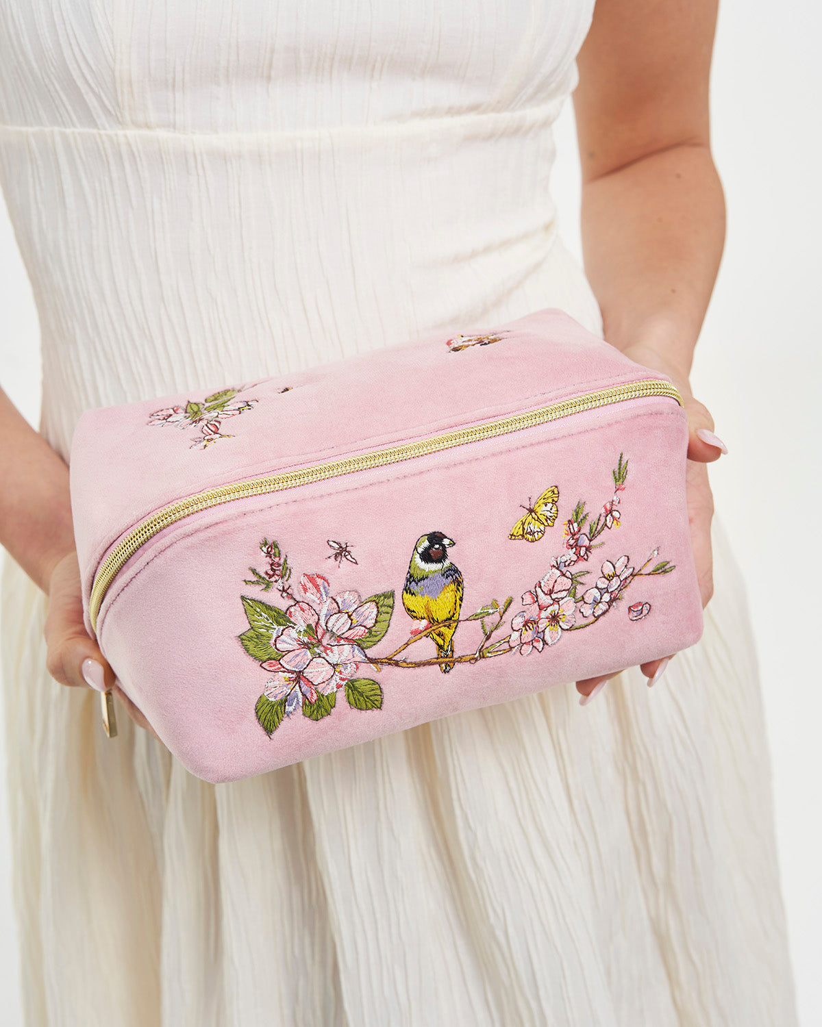 fable-england-pink-love-kosmetiktasche-samt-rosa image 2