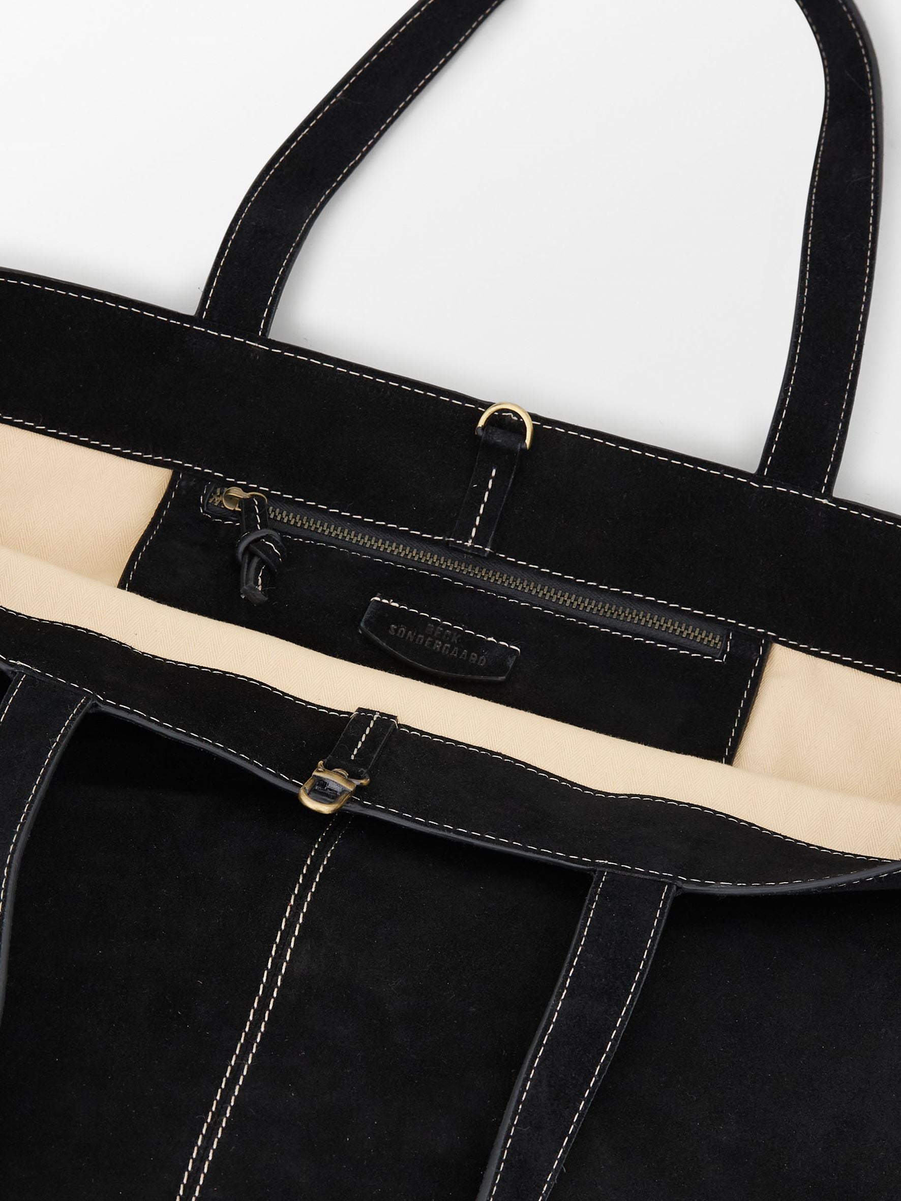 becks-ndergaard-suede-aubrey-shopper-schwarz-wildleder image 3