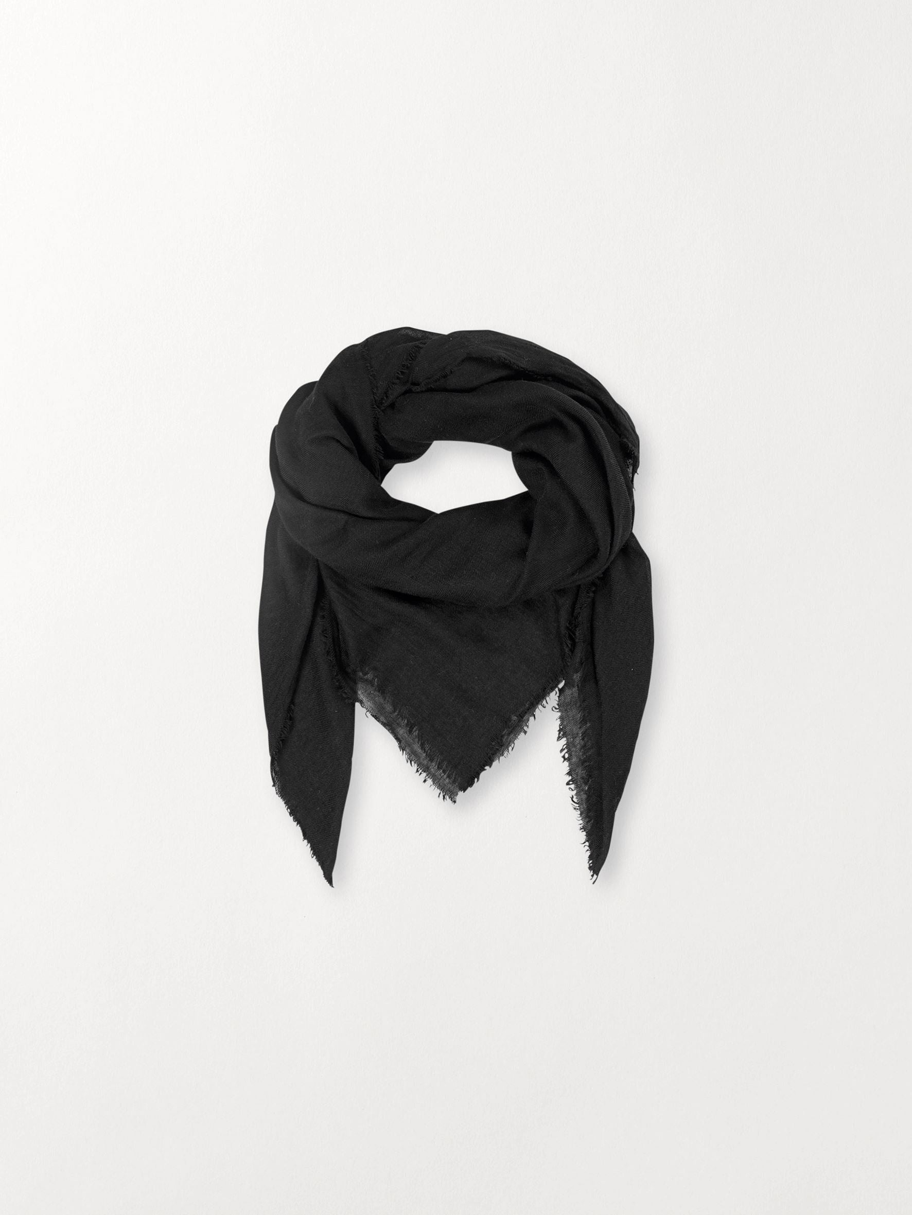 becks-ndergaard-mill-wool-schal-wolle-schwarz-140x140-cm image 1