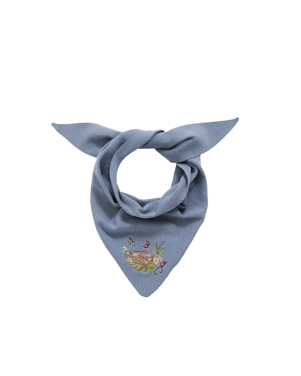 fable-england-hedgehog-dreieckstuch-schal-blau-stickerei image 1