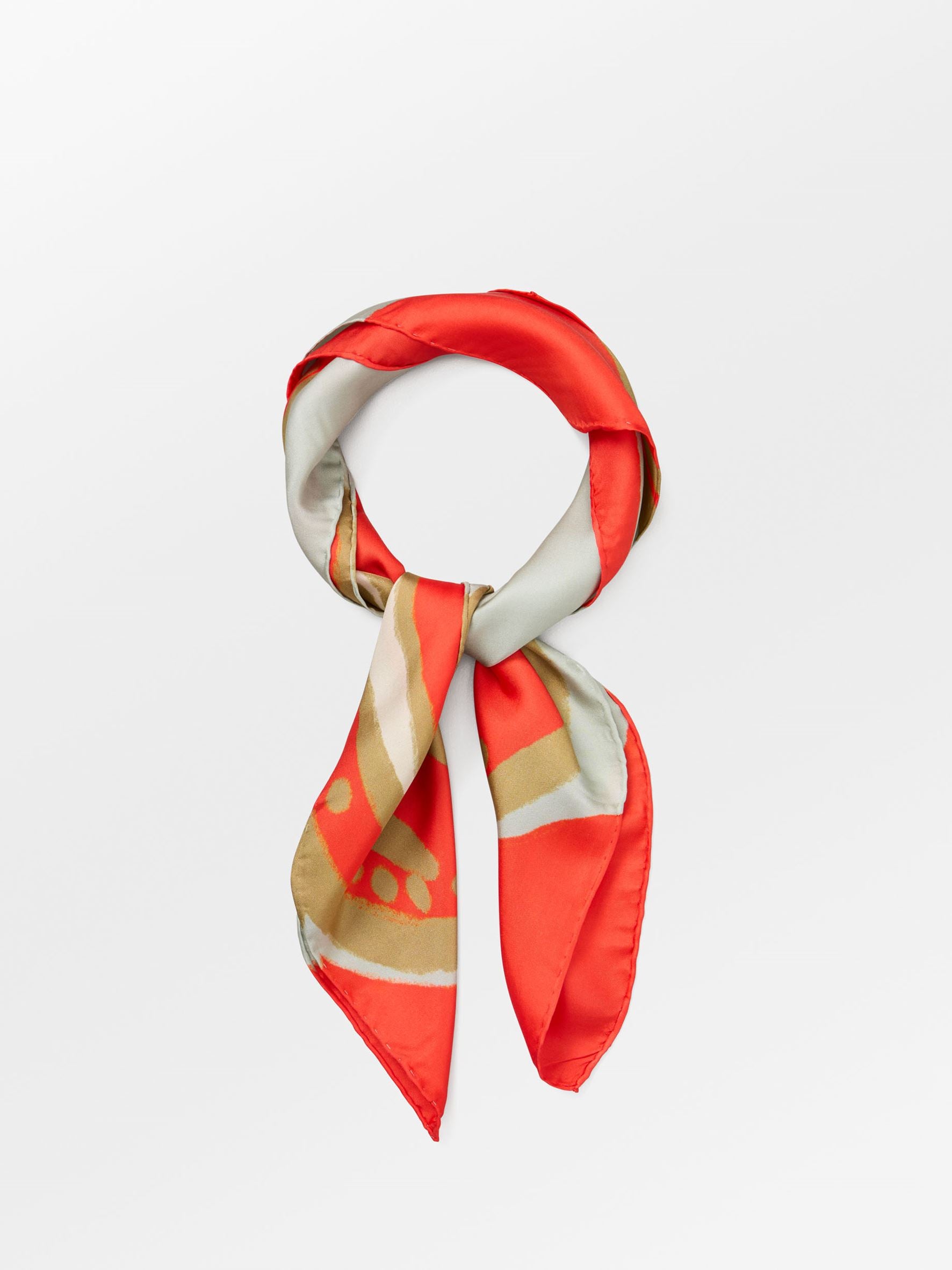 becks-ndergaard-graphiflora-sia-seidentuch-65x65-grenadine-red image 2