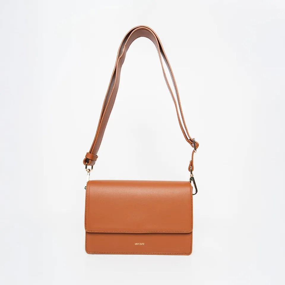 ann-kurz-perfect-square-umh-ngetasche-nappa-cuero-braun image 1