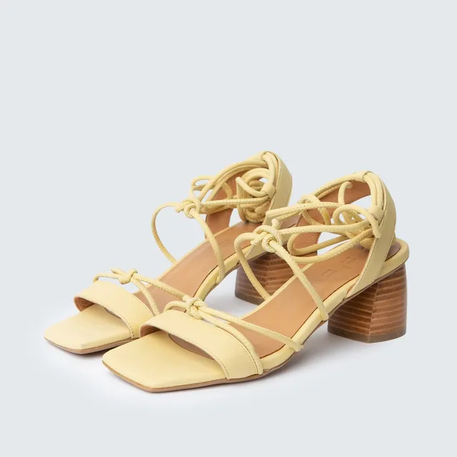 ann-kurz-heel-knots-sandalen-long-beach-nappa-leder image 1