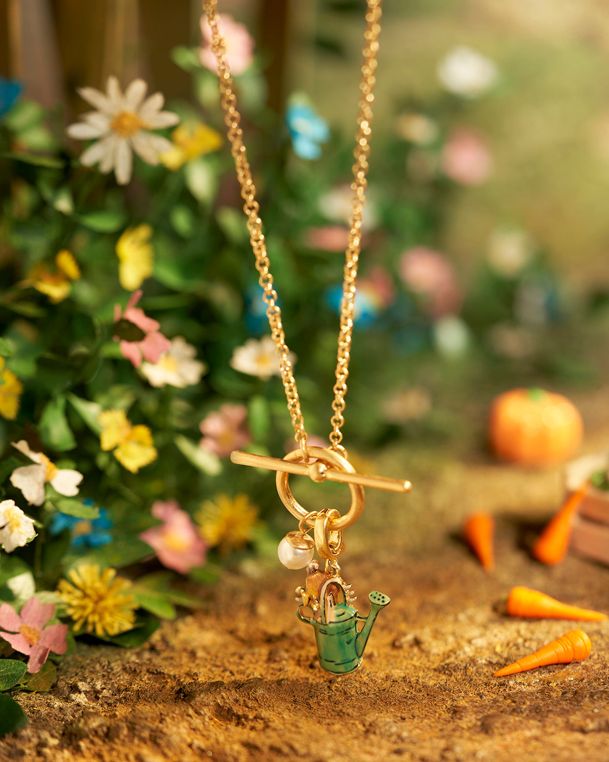 fable-england-x-peter-rabbit-charm-gie-kanne-gold-gr-n image 2