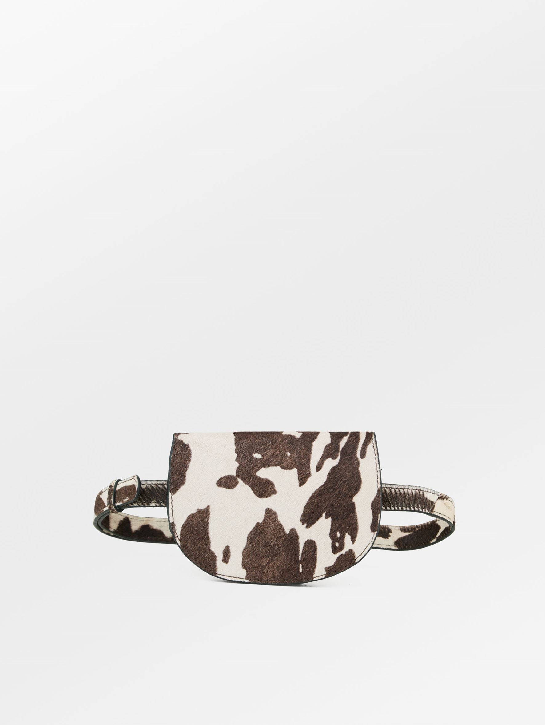 becks-ndergaard-texas-belt-bag-hot-fudge-cow-leder image 1