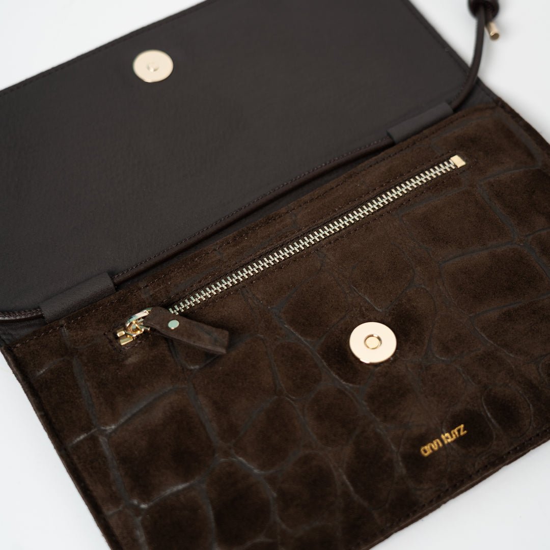 ann-kurz-thin-clutch-suede-croco-mocha-abendtasche-leder image 3