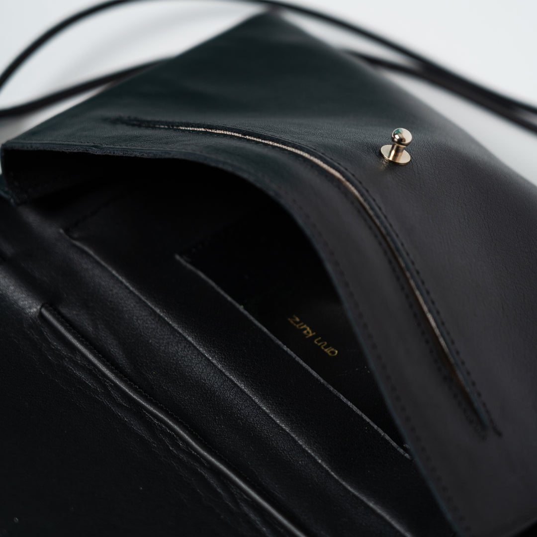 ann-kurz-cute-clutch-abendtasche-nappa-schwarz image 3
