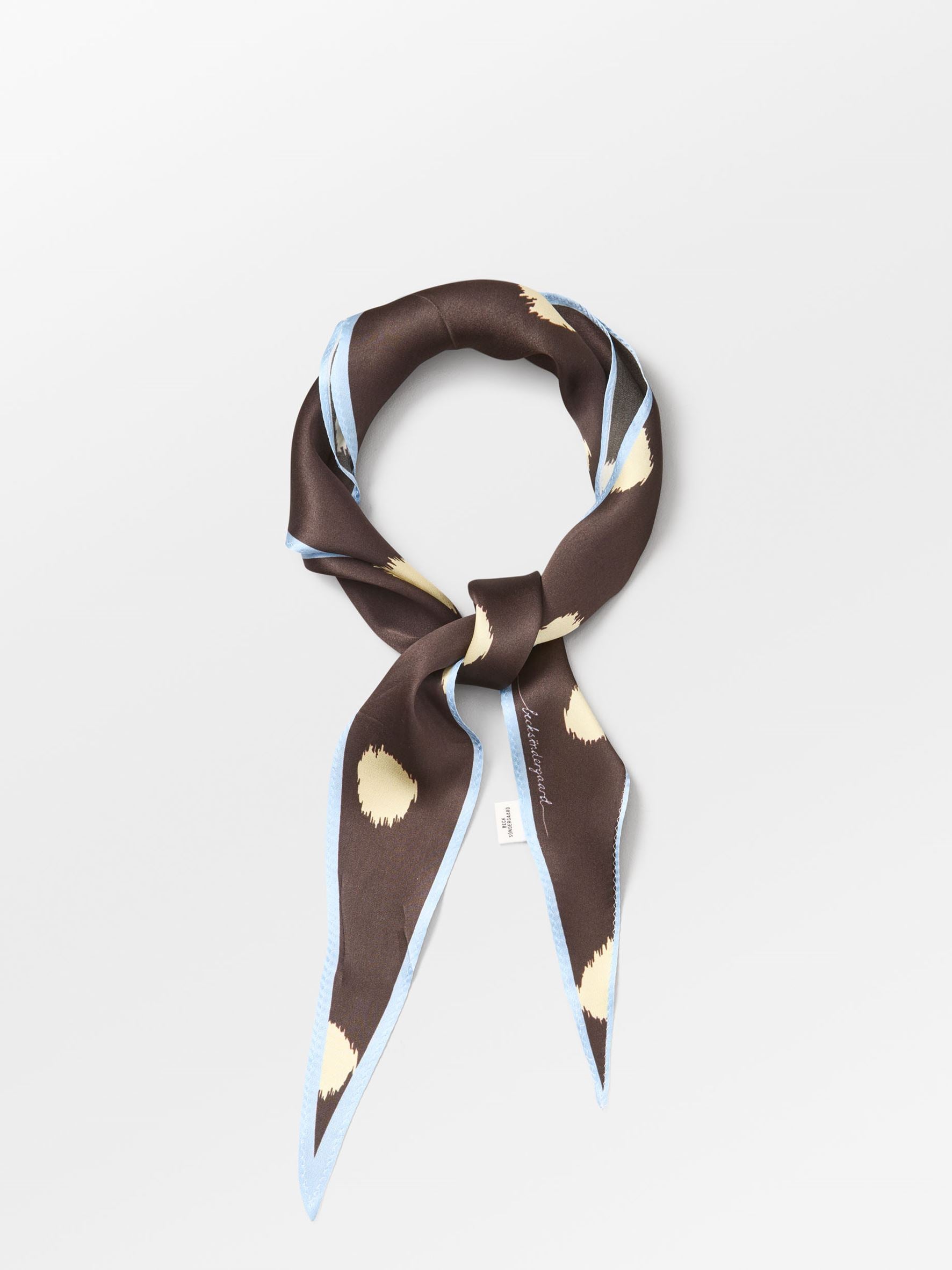 becks-ndergaard-dotia-diamond-seidenschal-chocolate-torte image 2