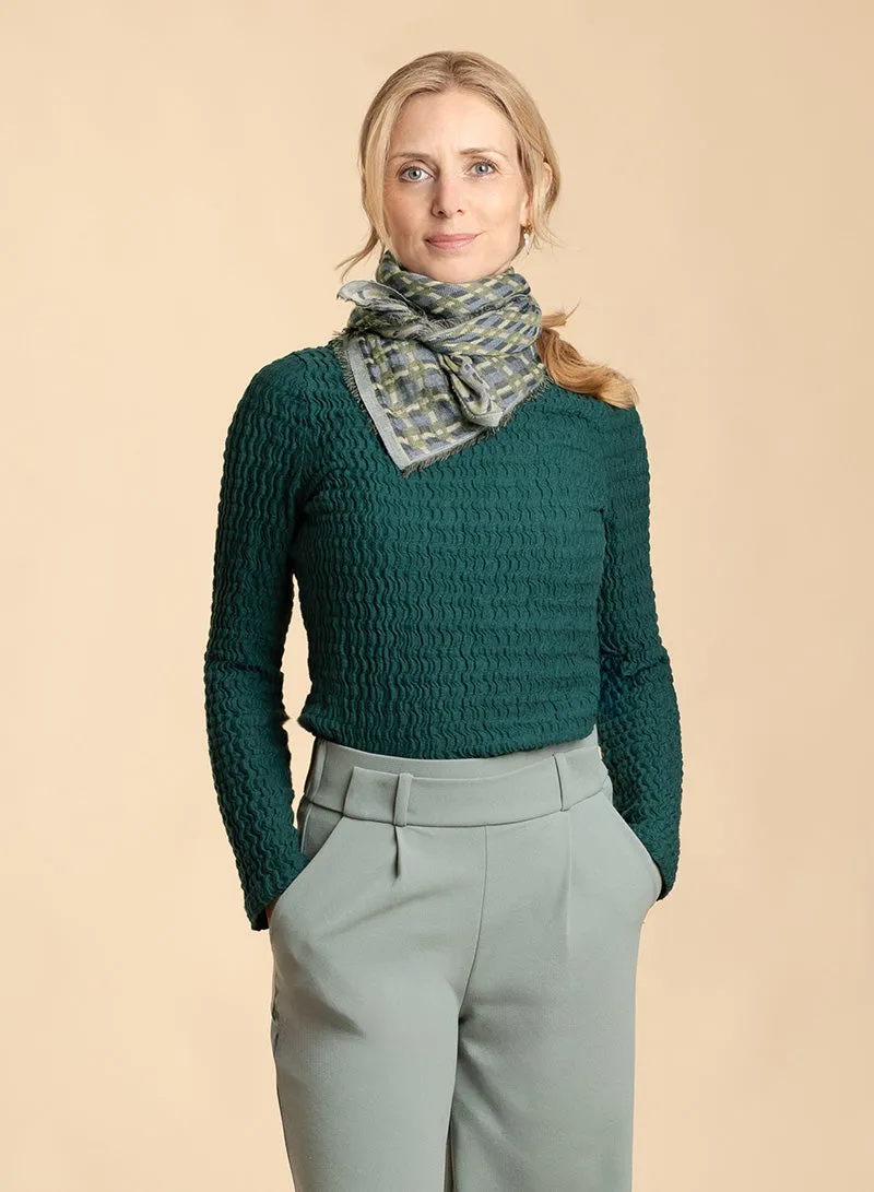 djian-karla-tuch-aus-baumwolle-karo-grau-gr-n-70x70-cm image 1