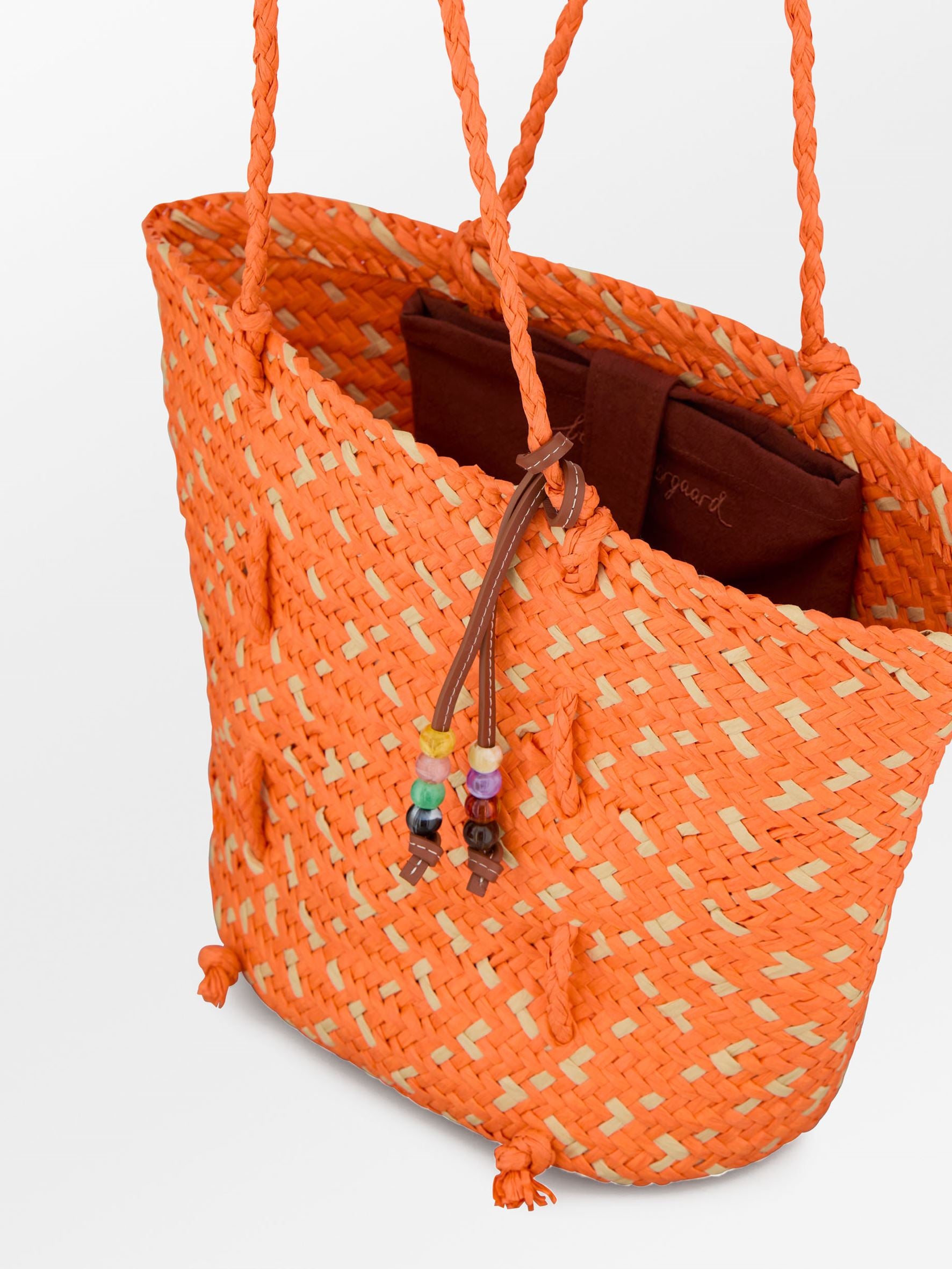 becks-ndergaard-strawie-adina-m-tasche-orange-stroh-52x30 image 2