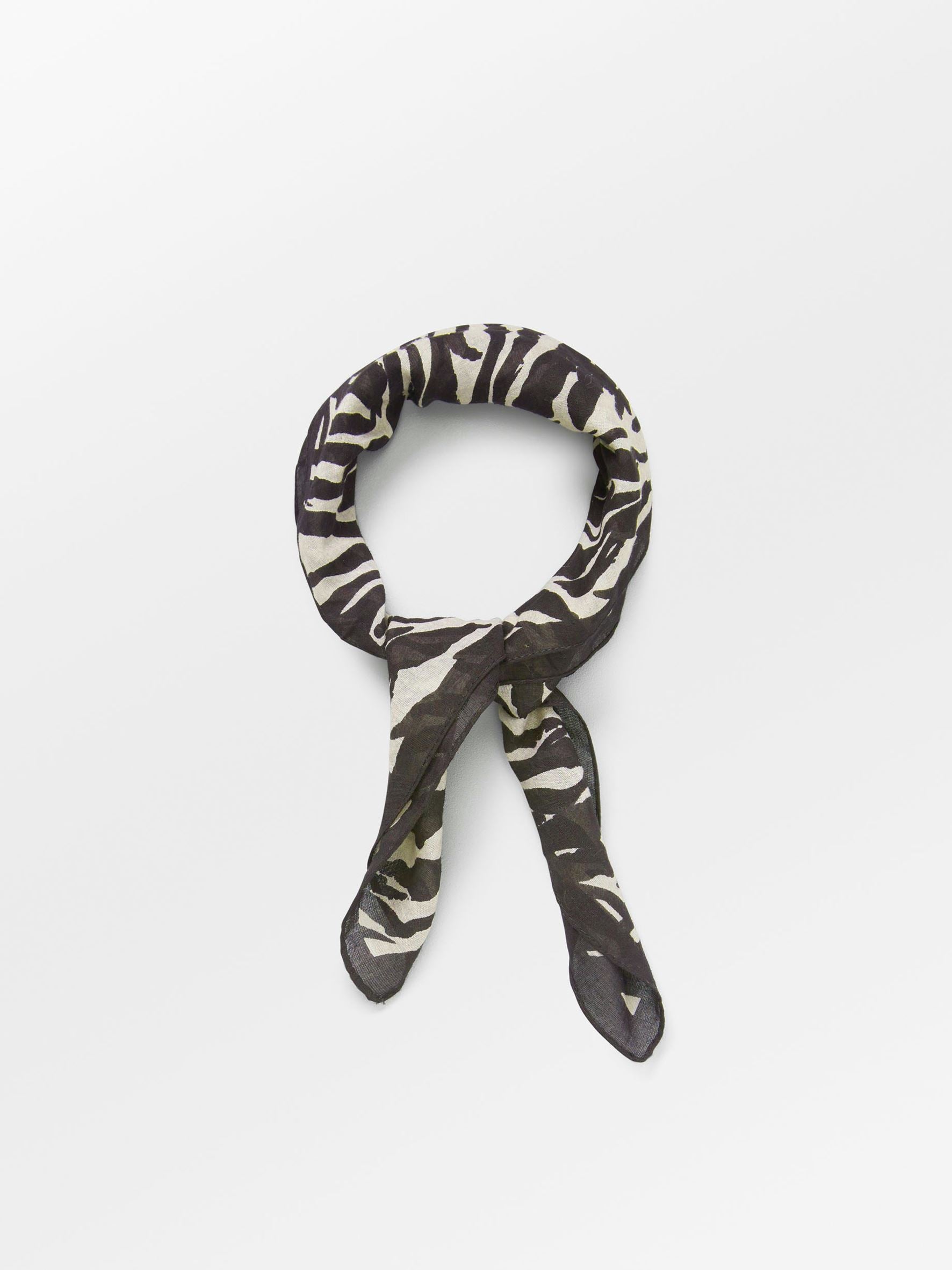 becks-ndergaard-zerona-cotta-scarf-schal-schwarz image 2