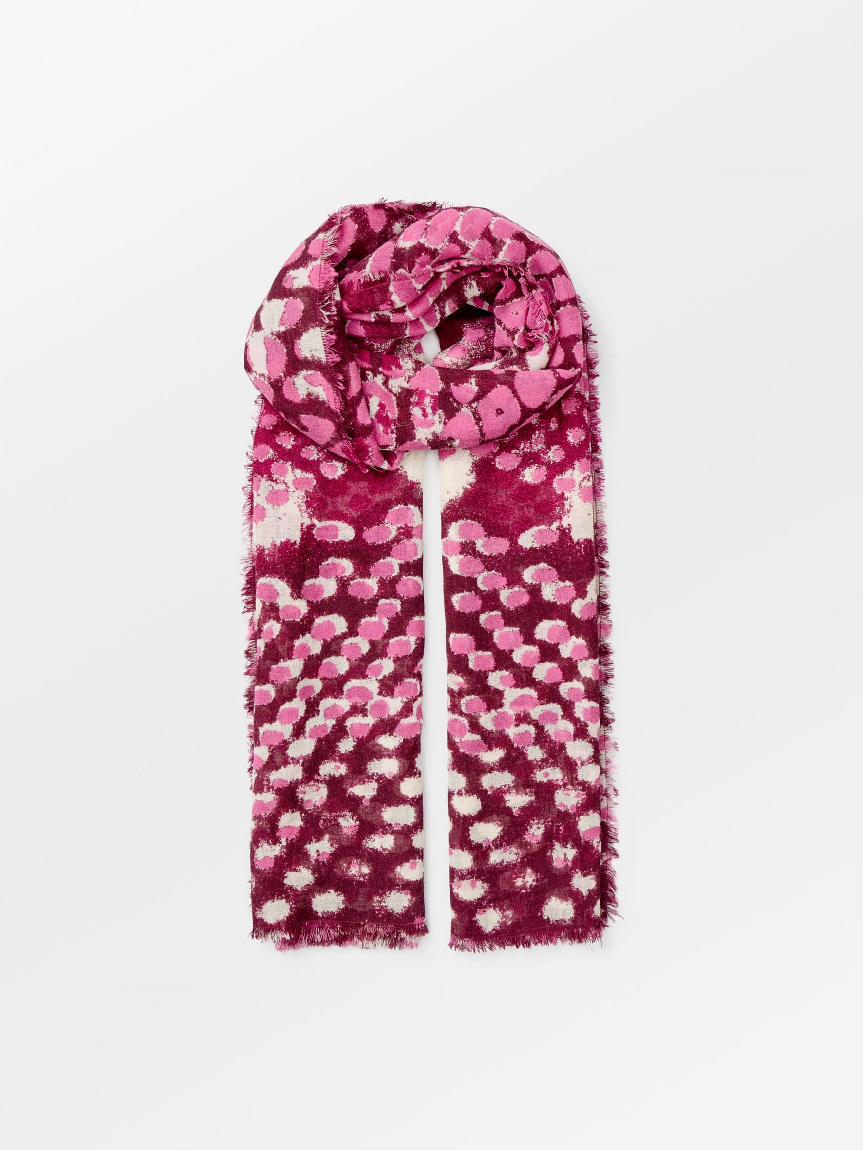 becks-ndergaard-roslyna-woo-schal-wolle-tibetan-red image 2