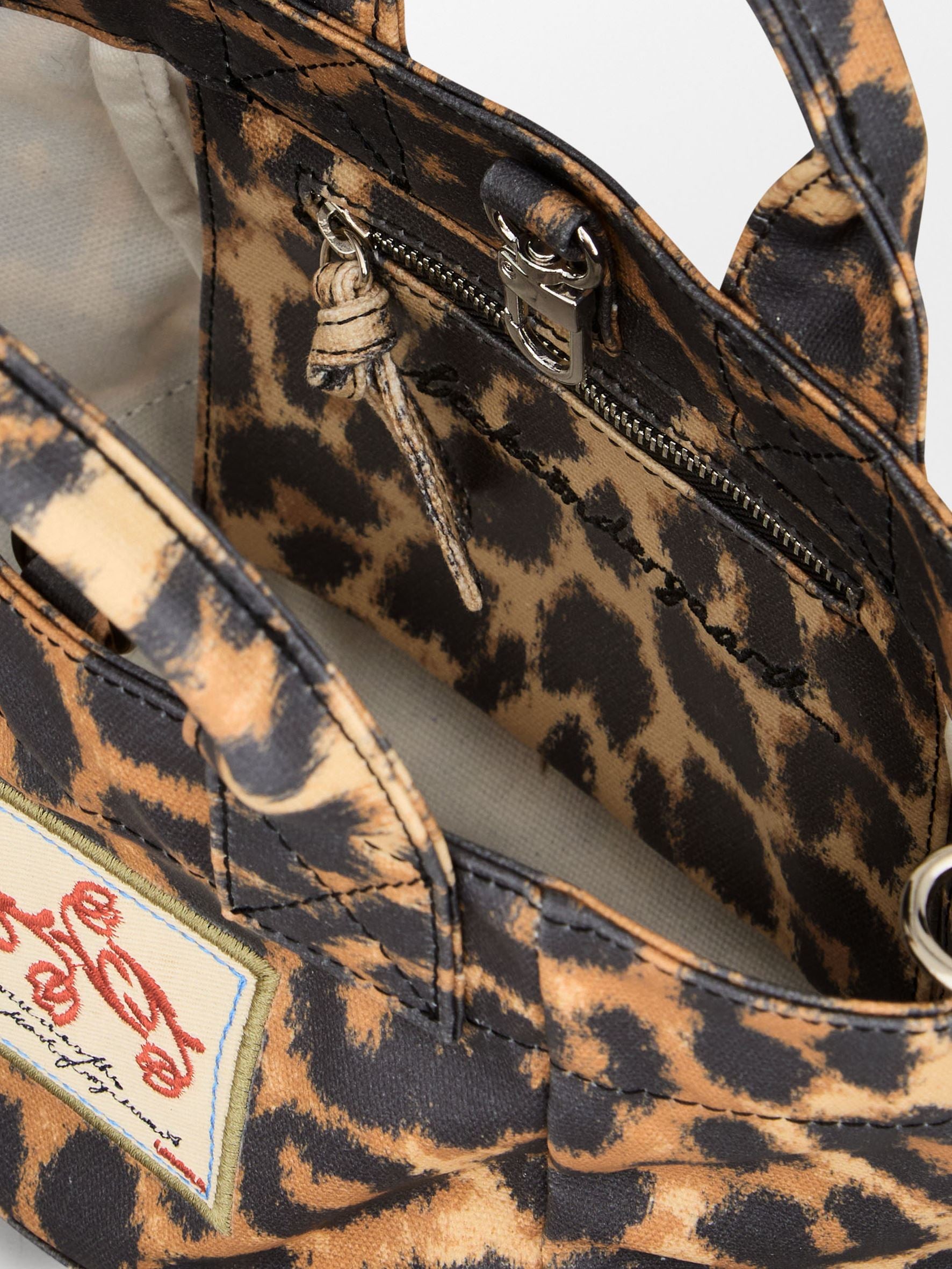 becks-ndergaard-leopa-coated-gabby-tasche-schwarz-leo-16x18 image 3