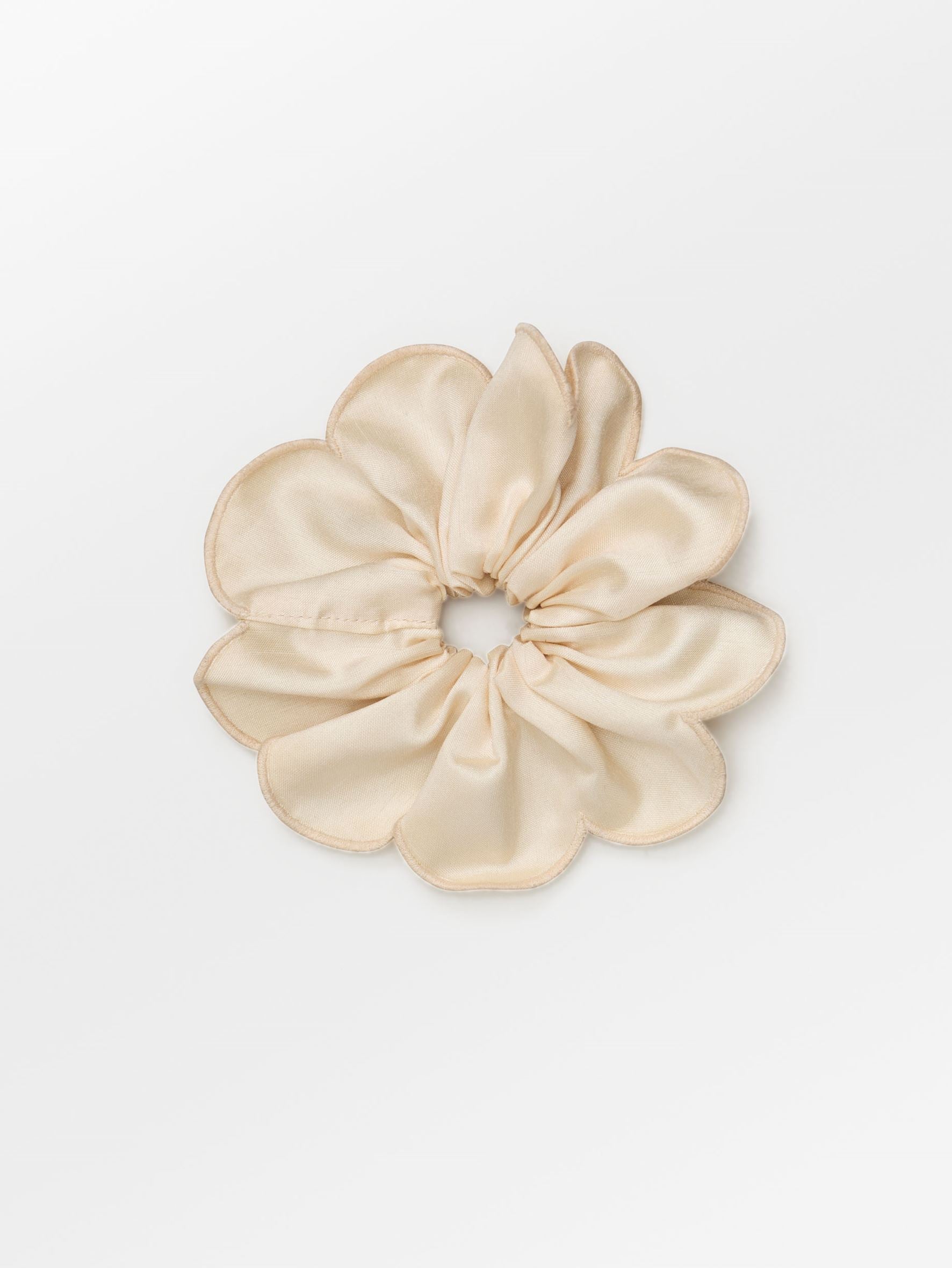 becks-ndergaard-tila-scrunchie-haargummi-birch-white-polyester image 1