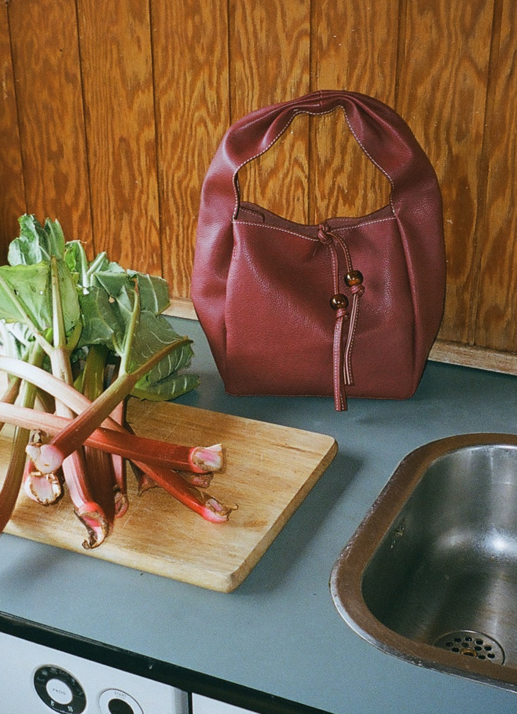 becks-ndergaard-grain-harper-bag-umh-ngetasche-tibetan-red-leder image 4