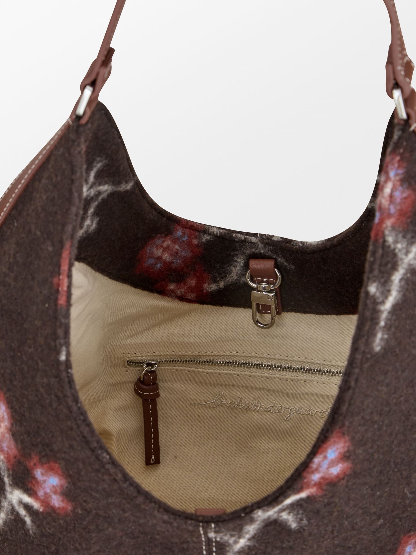 becks-ndergaard-bags-flotile-shae-schultertasche-hot-fudge-wolle image 3