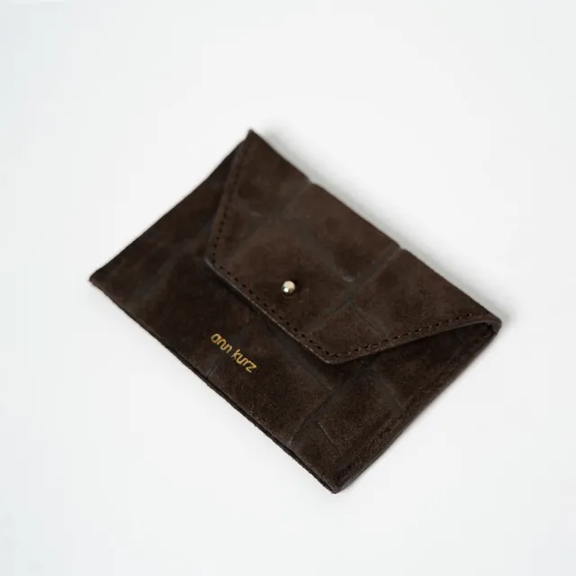 ann-kurz-tiny-envelope-croco-mocha-geldb-rse-wildleder-klein image 1