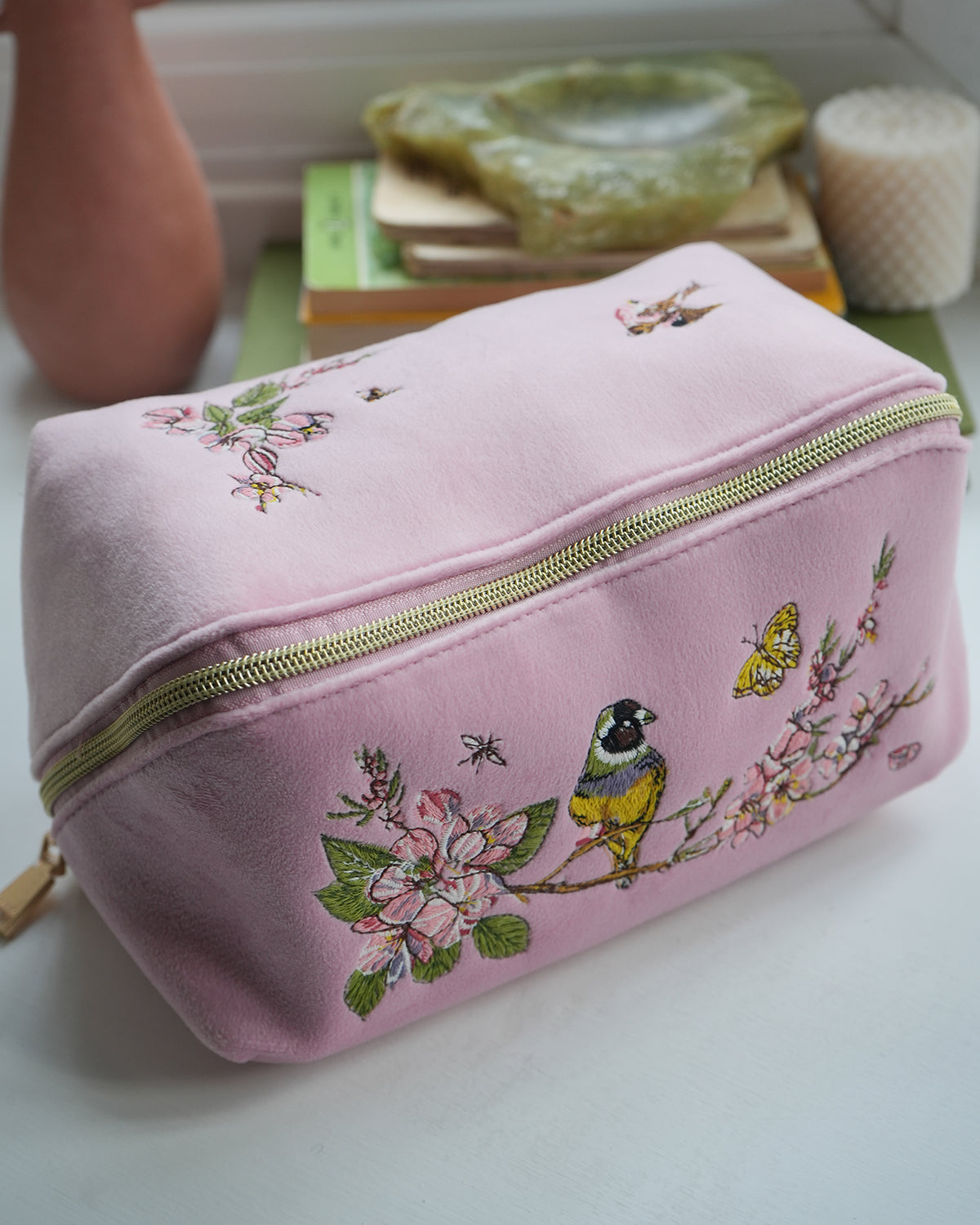 fable-england-pink-love-kosmetiktasche-samt-rosa image 8