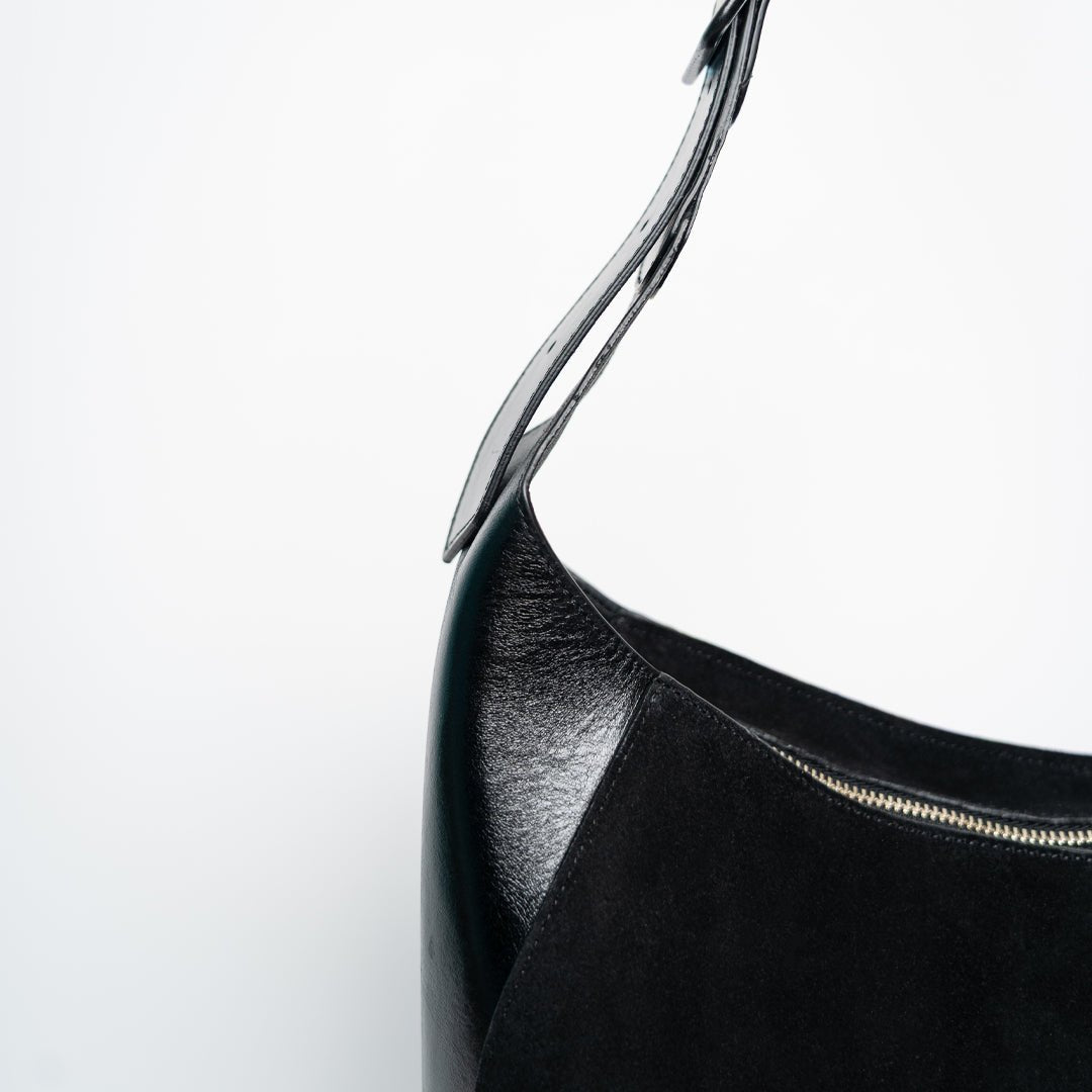 ann-kurz-vertical-shopper-tote-schwarz-suede-mix-laptopfach image 3