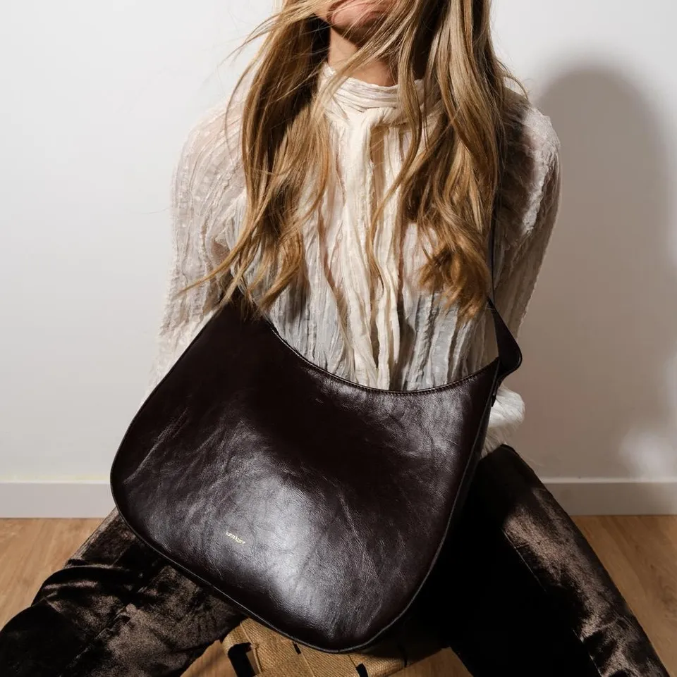 ann-kurz-versatile-hobo-shopper-shiny-mocha image 1