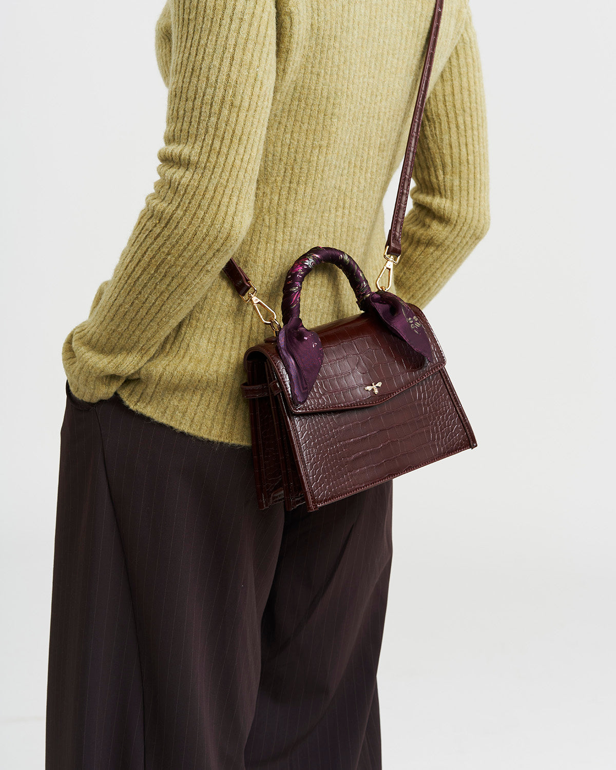 fable-england-eliza-small-top-handle-tasche-burgund-kroko image 2