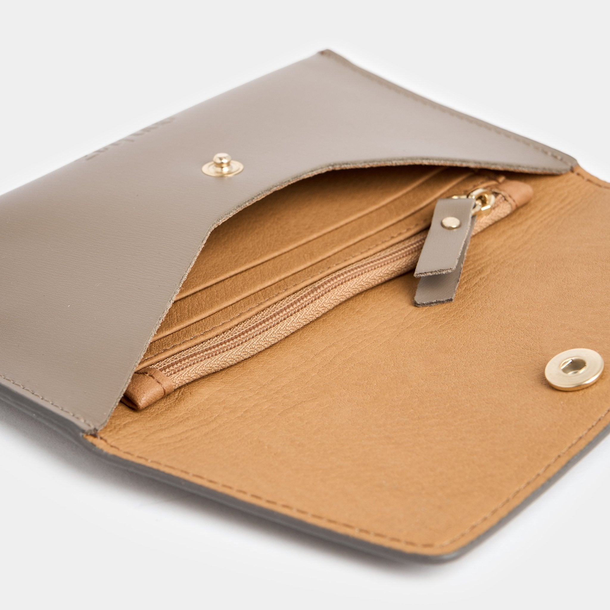 ann-kurz-pretty-envelope-geldb-rse-shiny-nappa-rosso-leder image 6