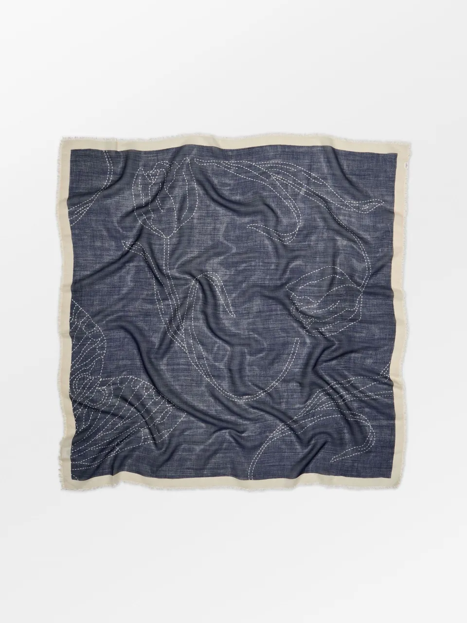 becks-ndergaard-stitchia-siw-scarf-seidentuch-110x110-navy-blue image 1