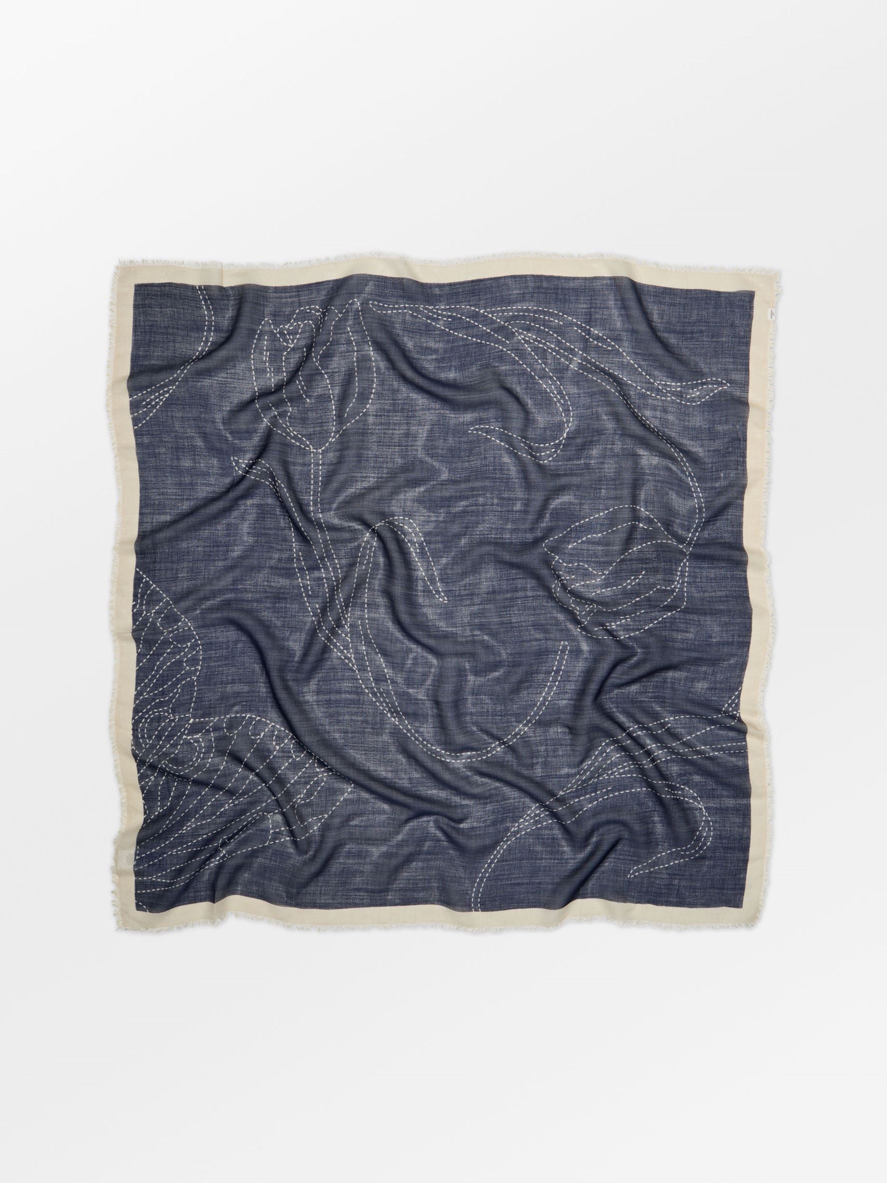 becks-ndergaard-stitchia-siw-scarf-seidentuch-110x110-navy-blue image 1