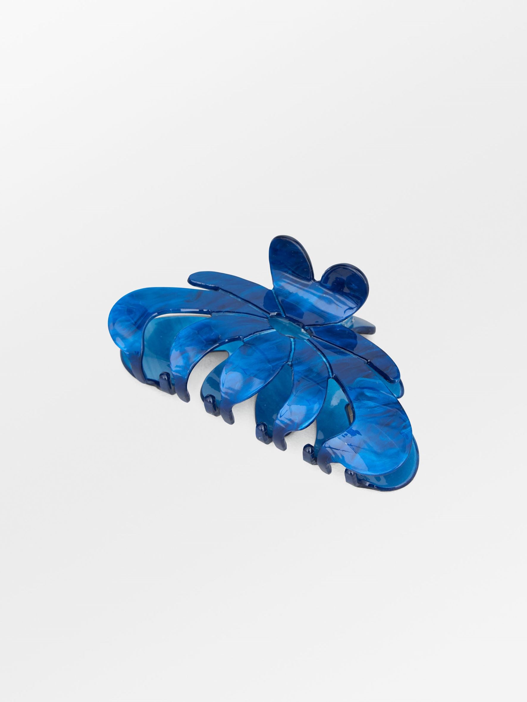becks-ndergaard-marbie-magnolia-haarklammer-blau image 1