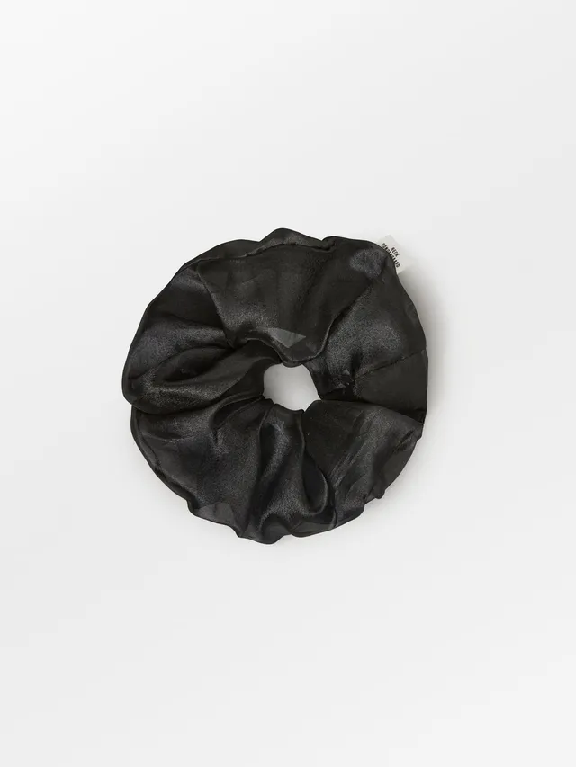 becks-ndergaard-organza-scrunchie-schwarz-haargummi image 1