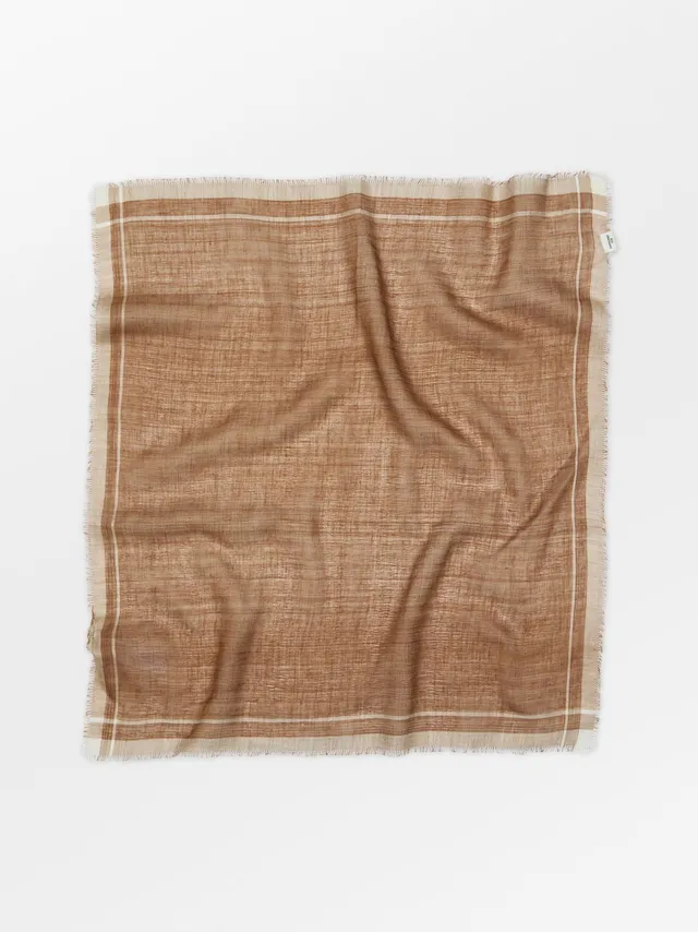 becks-ndergaard-edgia-cowea-tuch-baumwolle-braun-55x55 image 1