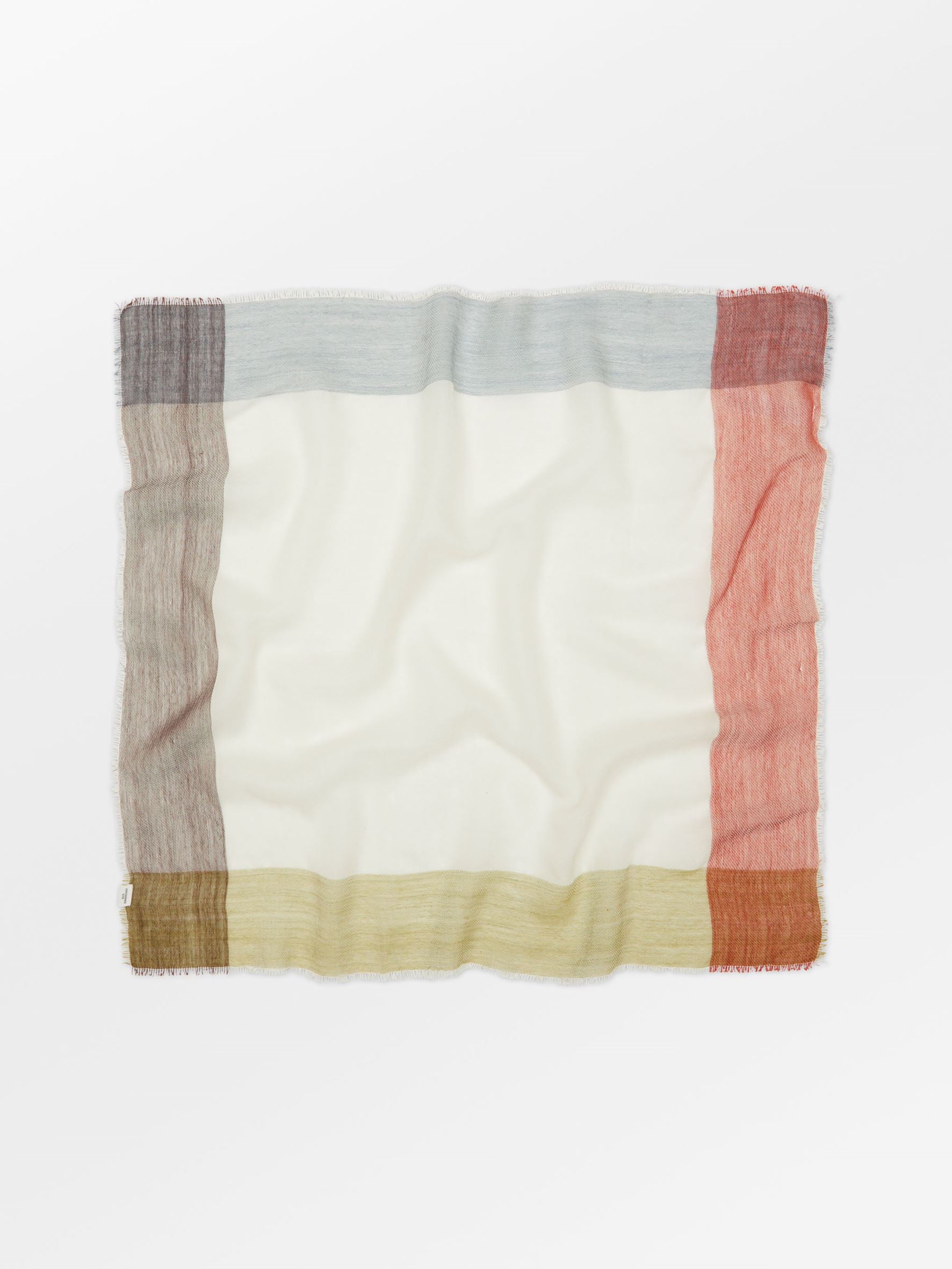 becks-ndergaard-ekko-wica-scarf-wollschal-65x65-fransen image 1
