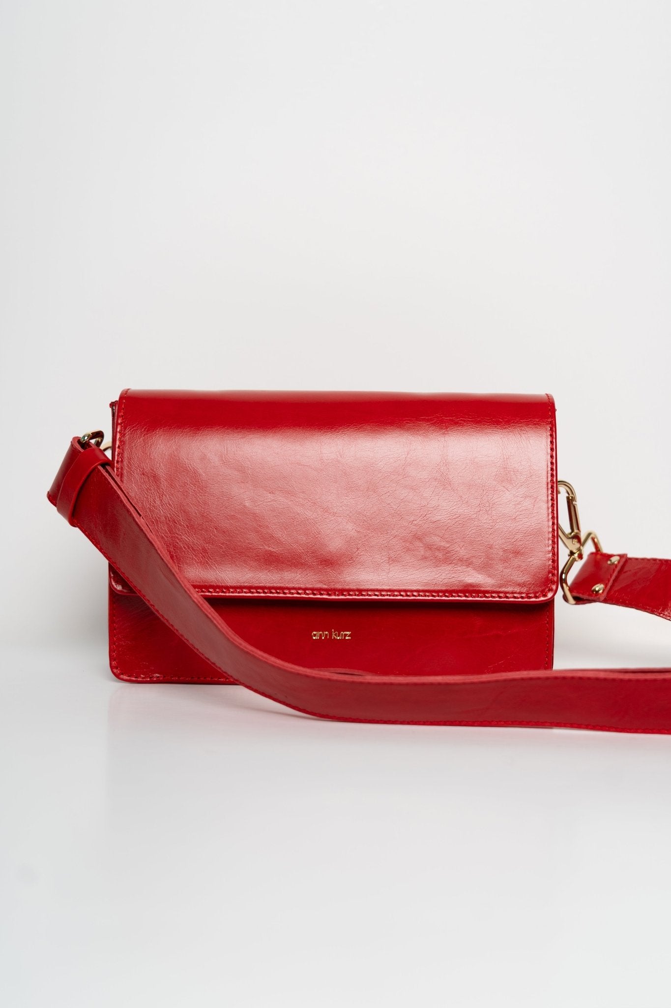 ann-kurz-perfect-square-umh-ngetasche-leder-rot-shiny image 5