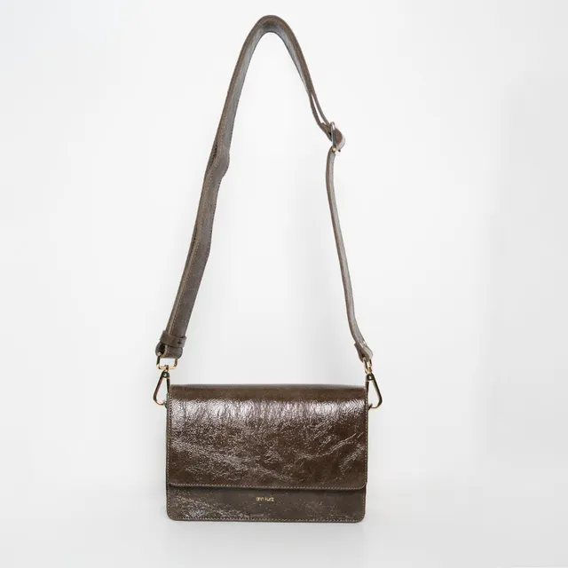 ann-kurz-perfect-square-umh-ngetasche-lack-taupe-klappe image 1
