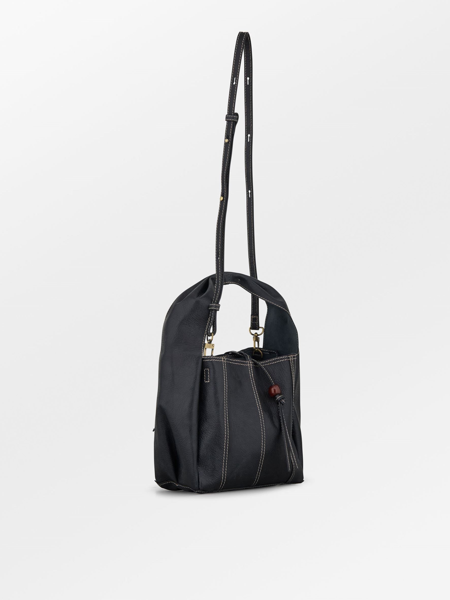becks-ndergaard-harper-panel-ledertasche-schwarz-22x21 image 2