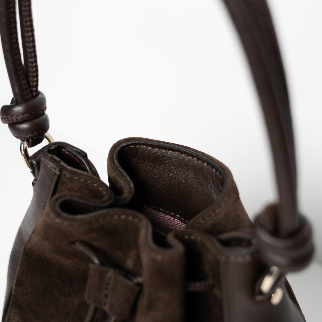 ann-kurz-mini-saku-beuteltasche-suede-mix-mocha-leder image 5