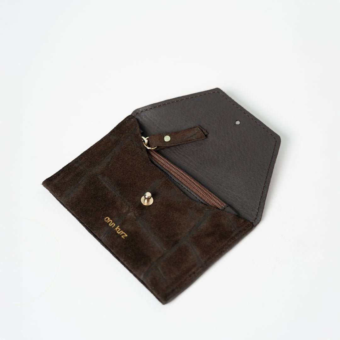 ann-kurz-tiny-envelope-croco-mocha-geldb-rse-wildleder-klein image 2