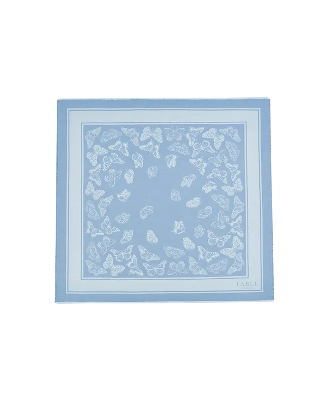 fable-england-butterfly-jacquard-tuch-blau-schmetterling image 1